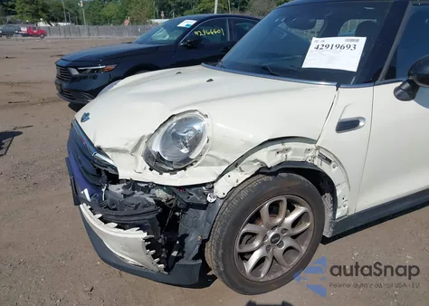 2016 Mini Hardtop Cooper from USA, damaged, VIN WMWXU1C57G2D08877